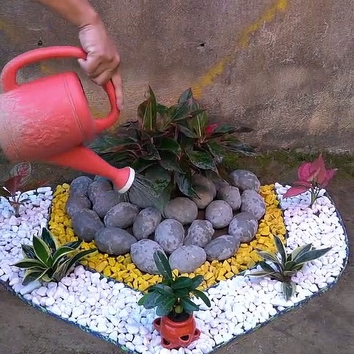 Membuat hiasan tanaman