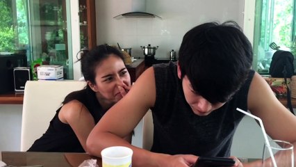 Hành trình đi sinh con trai của vợ chồng Push Puttichai