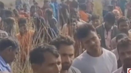सिवान: युवक का गुप्तांग काटकर शव को पेड़ से लटकाया, परिजनों ने लगाया गंभीर आरोप