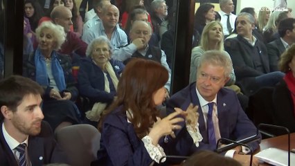 Cristina Fernández de Kirchner se dice "víctima de una mafia judicial"