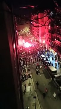 Imágenes de marroquíes celebrando su victoria ante España