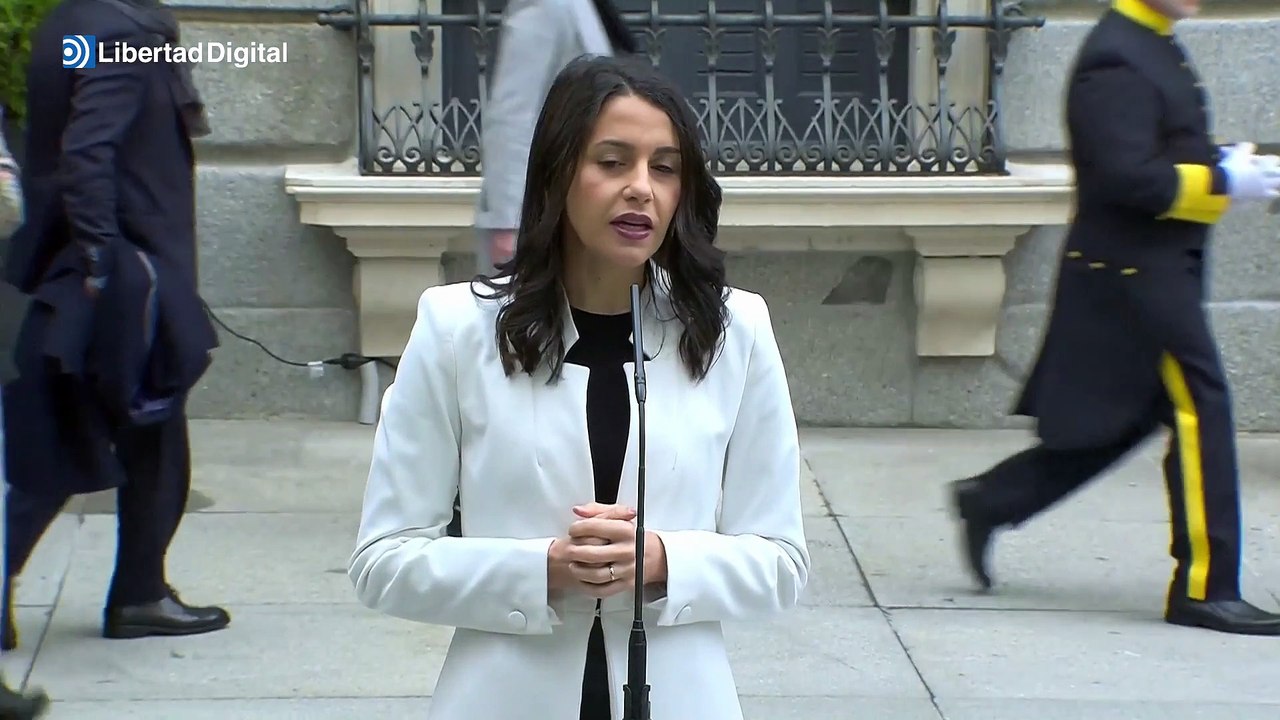 Arrimadas espera que Edmundo Bal rectifique y retire su candidatura