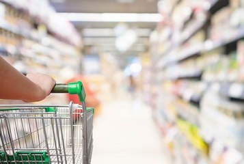 Supermarché : voici le département français où les courses coûtent le moins cher (et celui qui explose tous les prix)