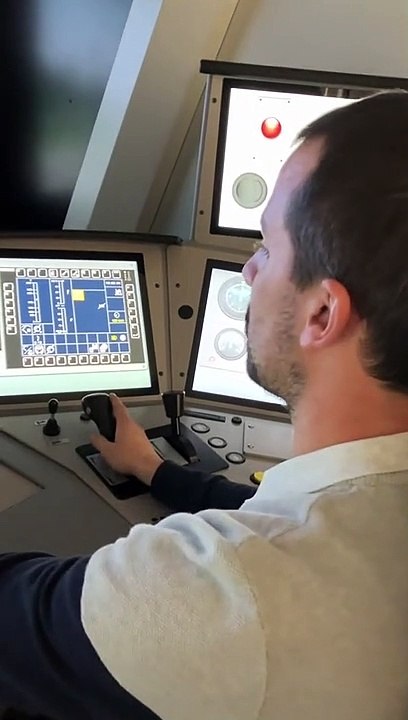 Dans le simulateur de train
