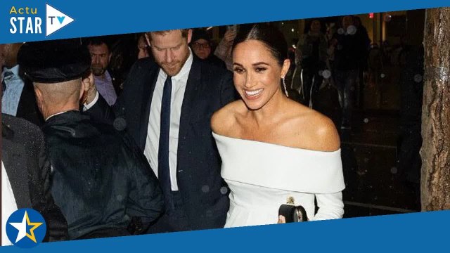 Meghan Markle sublime les épaules nues pour une soirée glamour avec le prince Harry en pleine polémi
