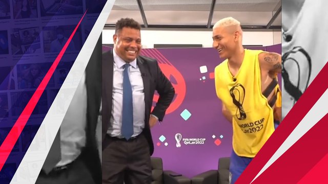 Kocak! Momen Richarlison Ajari Legenda Brasil Ronaldo Selebrasi Burung Merpati