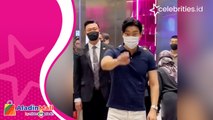 Choi Siwon Super Junior Bikin Heboh Jakarta, Traktir Anak-Anak Jajan