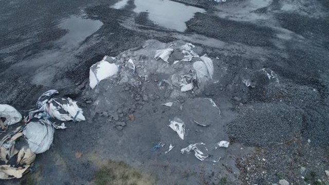 ÇEVRE BAKANLIĞI: ATIKLAR BÖLGEDEN TEMİZLENEREK LİSANSLI BERTARAF TESİSİNE GÖNDERİLMİŞTİR.