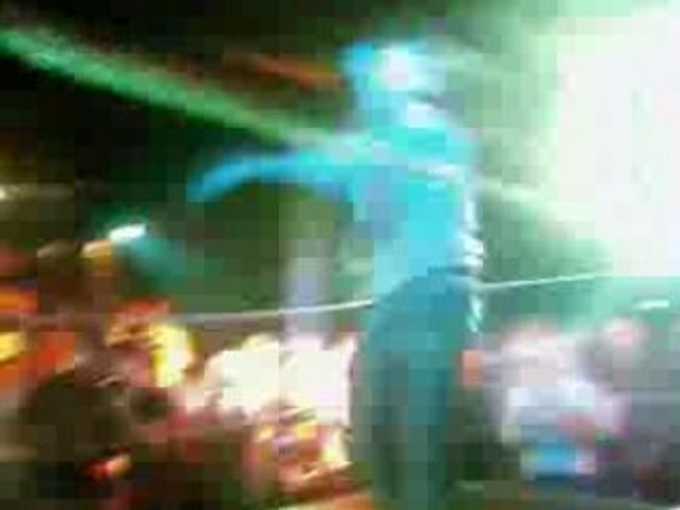 Kiisme lectoy elektrixxx sur le ring du GK au macumba 2