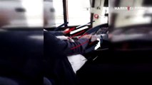 Seyir halindeki İETT otobüsü şoförünün skandal anları kameraya yansıdı