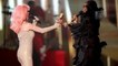Shania Twain receives Icon Award, shows why she's still the people choice