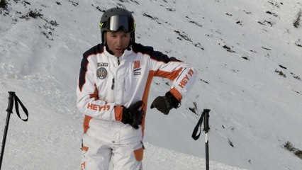 Gomiti bassi per stabilizzare la parte alta del corpo