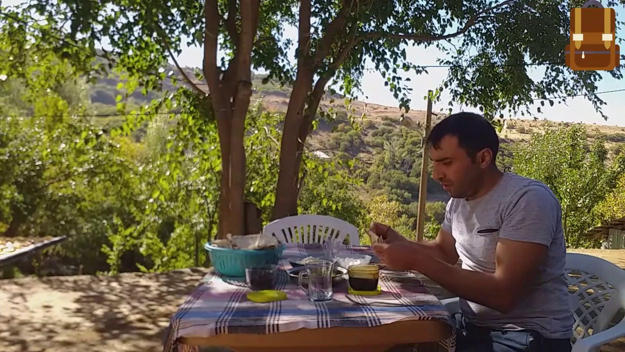 Rahatlatıcı kuş sesi su sesi fon müzik dinlendirici