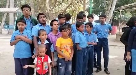 বিশ্ব কর্নিয়া দিবস উপলক্ষ্যে চন্দননগর কেএমডিএ পার্কে দৃষ্টিহীনদের নিয়ে বনভোজন