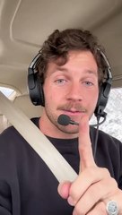 Comment réveiller sa femme dans un avion