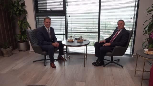 ABD'nin Ankara Büyükelçisi Flake, Hatay Büyükşehir Belediye Başkanı Savaş'ı ziyaret etti