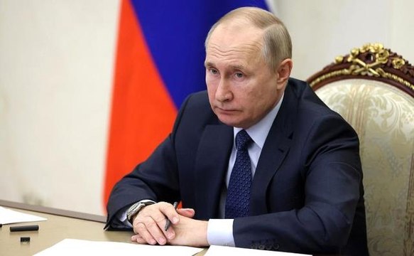 Putin: Rusya yalnızca düşman saldırısına yanıt vermek için nükleer silah kullanır