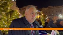 Natale a Palermo, sindaco Lagalla accende l'albero in piazza Politeama
