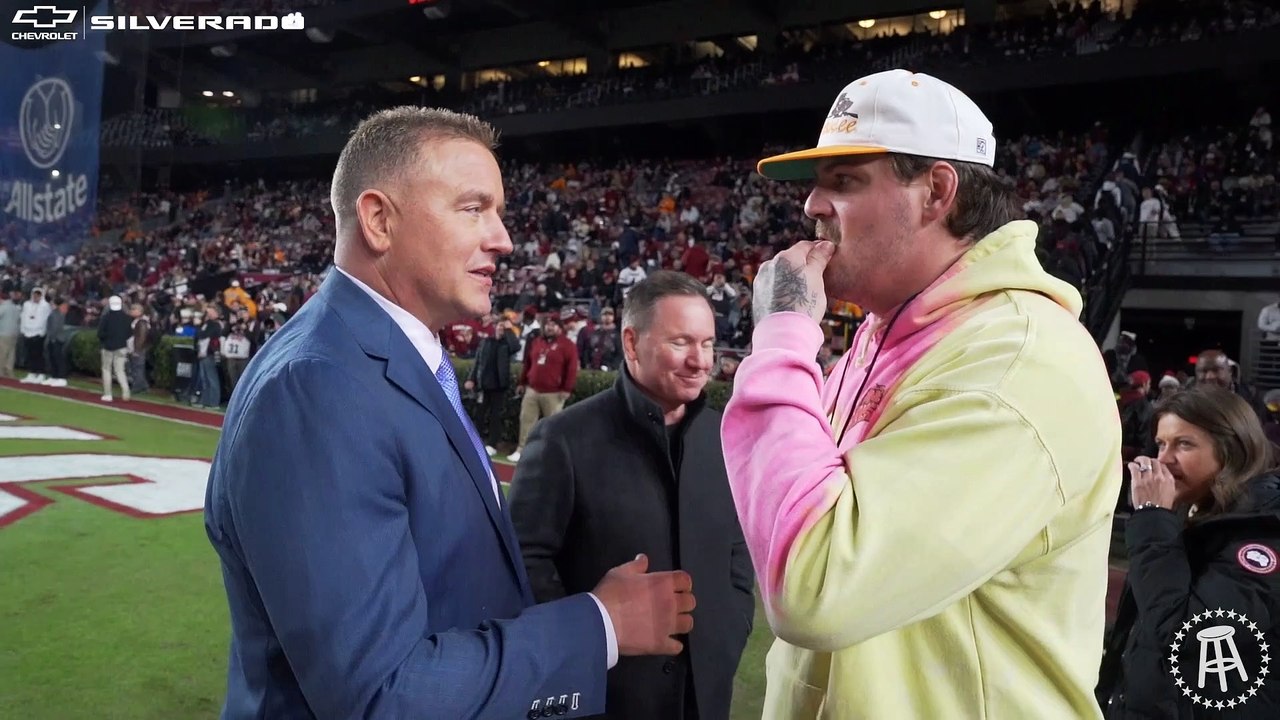 Taylor Lewan Is Left SPEECHLESS After Watching South Carolina Upset Tennessee