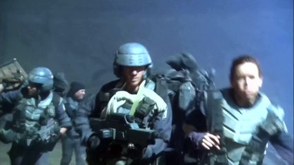 STARSHIP TROOPERS 2 Racing For The Outpost 2004