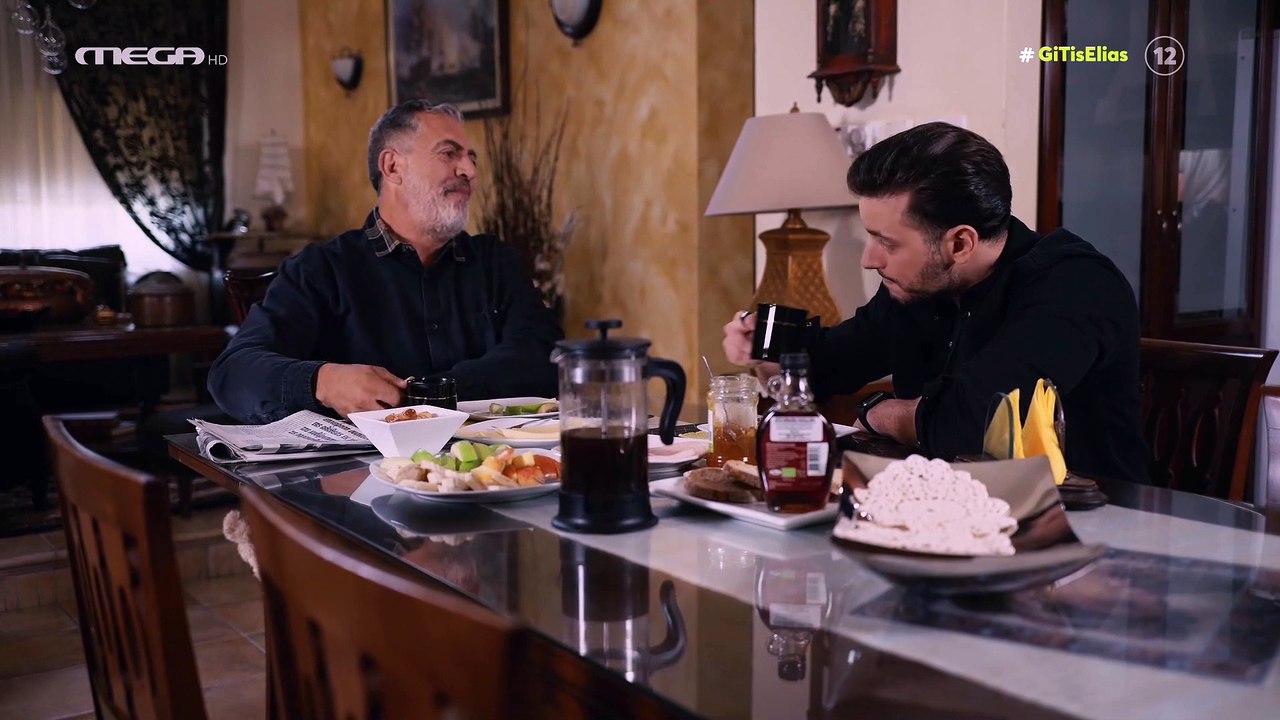 Η γη της ελιάς: Χαμός στο Twitter με την εμφάνι...