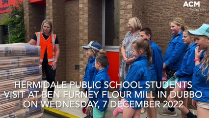 Hermidale future farmers visiting Ben Furney Flour Mill