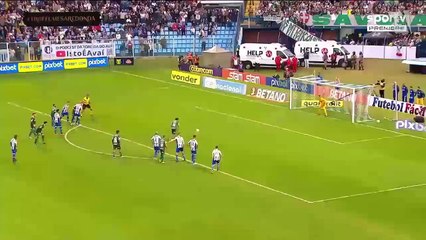 Meia Gustavo Scarpa, do Palmeiras, recebe Troféu Mesa Redonda 2022