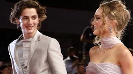 Lily-Rose Depp célibataire à New York, elle rend discrètement visite à Timothée Chalamet