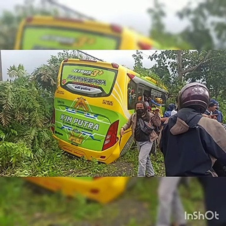 Kecelakaan bus mengalami rem blong #viral #busremblong
