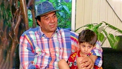 Rare Interview Of Dharmendra With Grandson Karan Deol On His Lap