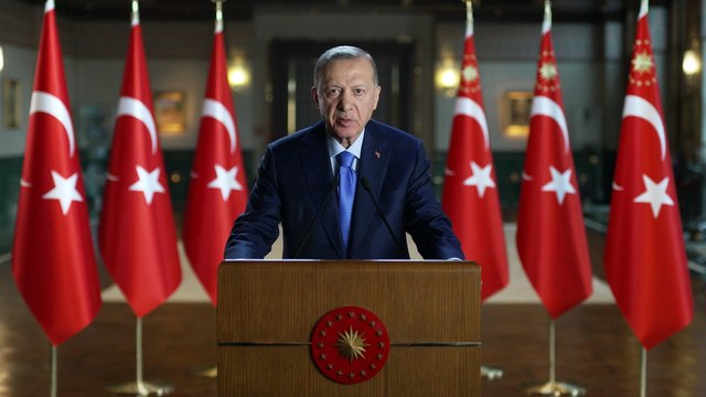 Erdoğan: Yılbaşından itibaren enflasyonun boynunu kırmış olacağız