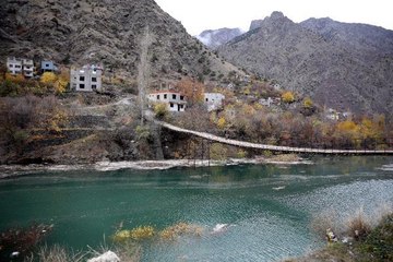 BARAJ SULARININ YAKLAŞTIĞI YUSUFELİ'DE 'GÖÇ' HIZLANDI
