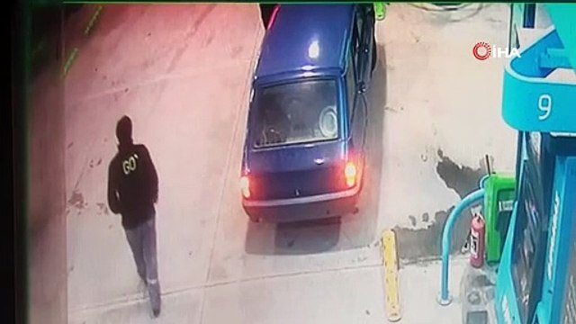 Gaz kaçağı olan otomobil akaryakıt istasyonunda böyle patladı