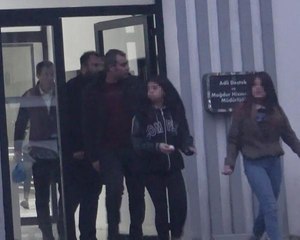 ARKADAŞLARI İREM'İ DÖVEN ORTAOKUL ÖĞRENCİLERİ SERBEST