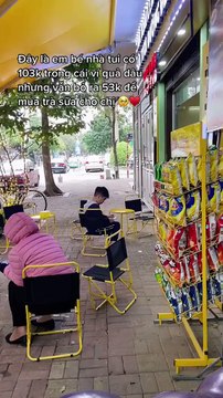 Em trai nhà người ta: Sẵn sàng dùng nửa gia tài mua trà sữa cho chị