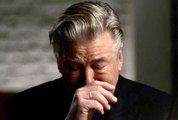 Tir mortel : la femme d’Alec Baldwin fait des révélations… Elle brise le silence un an après le drame