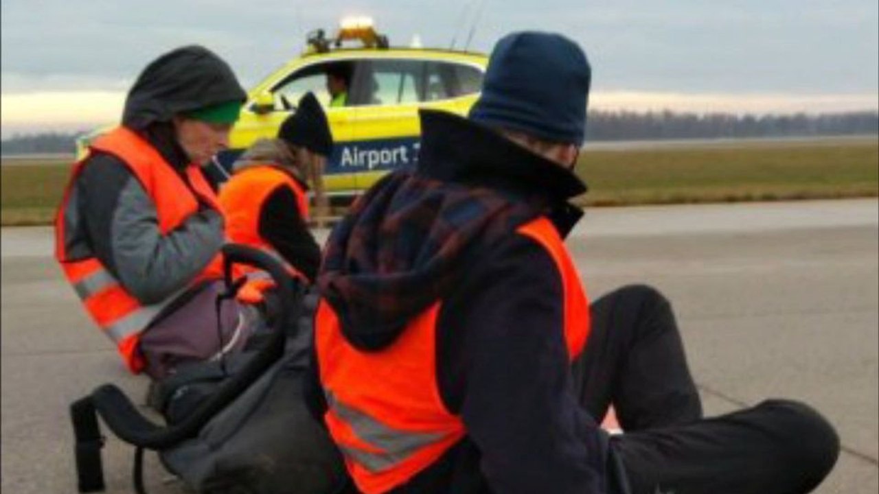 Klimakleber blockieren Flughäfen in München und Berlin
