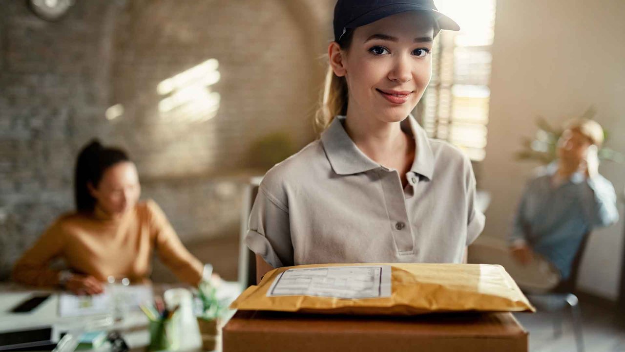 Weihnachtszeit: Darf ich dem Postboten Trinkgeld geben?