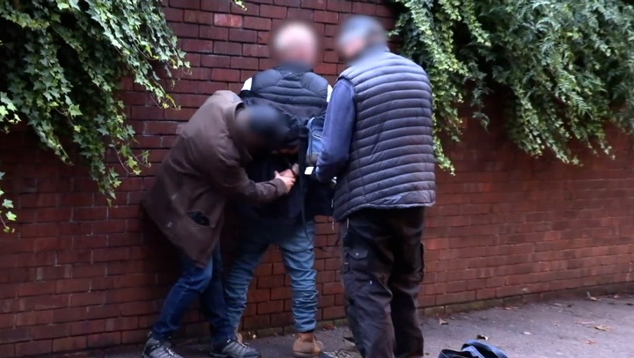 Moment gangster plotting to smuggle £45m of drugs is caught after sending photo of his dog to accomplice