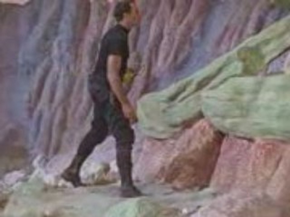 Robinson Crusoe on Mars (1964) "trailer"