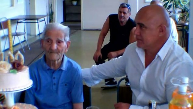 Бай Петър от Тополовград на 100 години