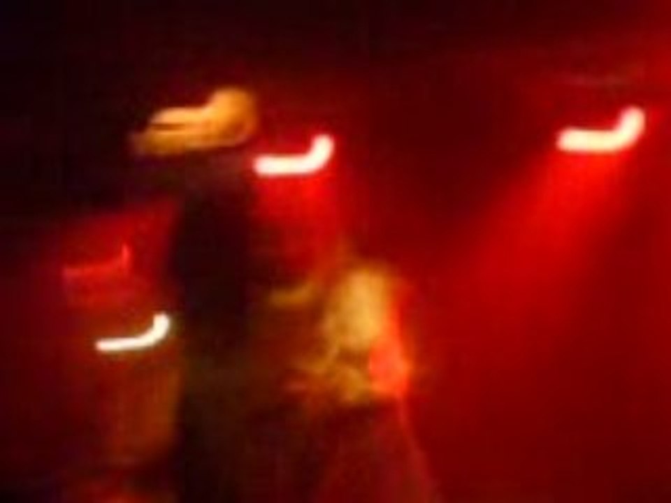 Kamelancien clash Lafouine en live and direct sur scene