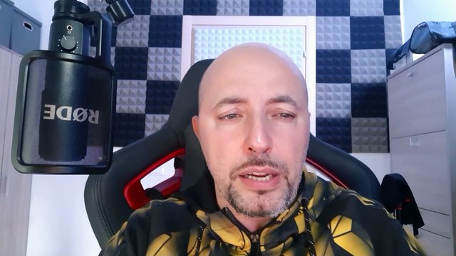 UeD, tutto su Ida Platano e Alessandro Vicinanza ma la puntata salta e quindi...