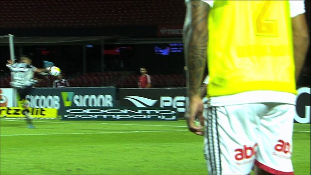 Confira diálogos do VAR no clássico entre São Paulo e Santos