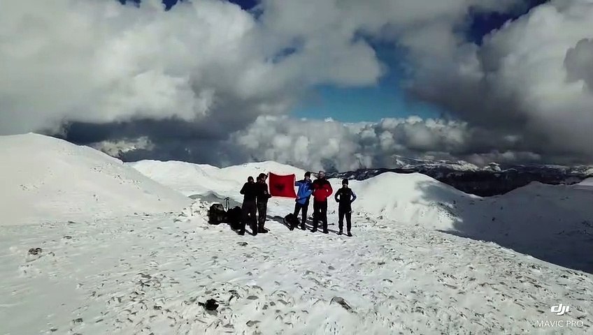 16 Maja Mençekut 1827m. Mali me Gropa. Tirane. Albania