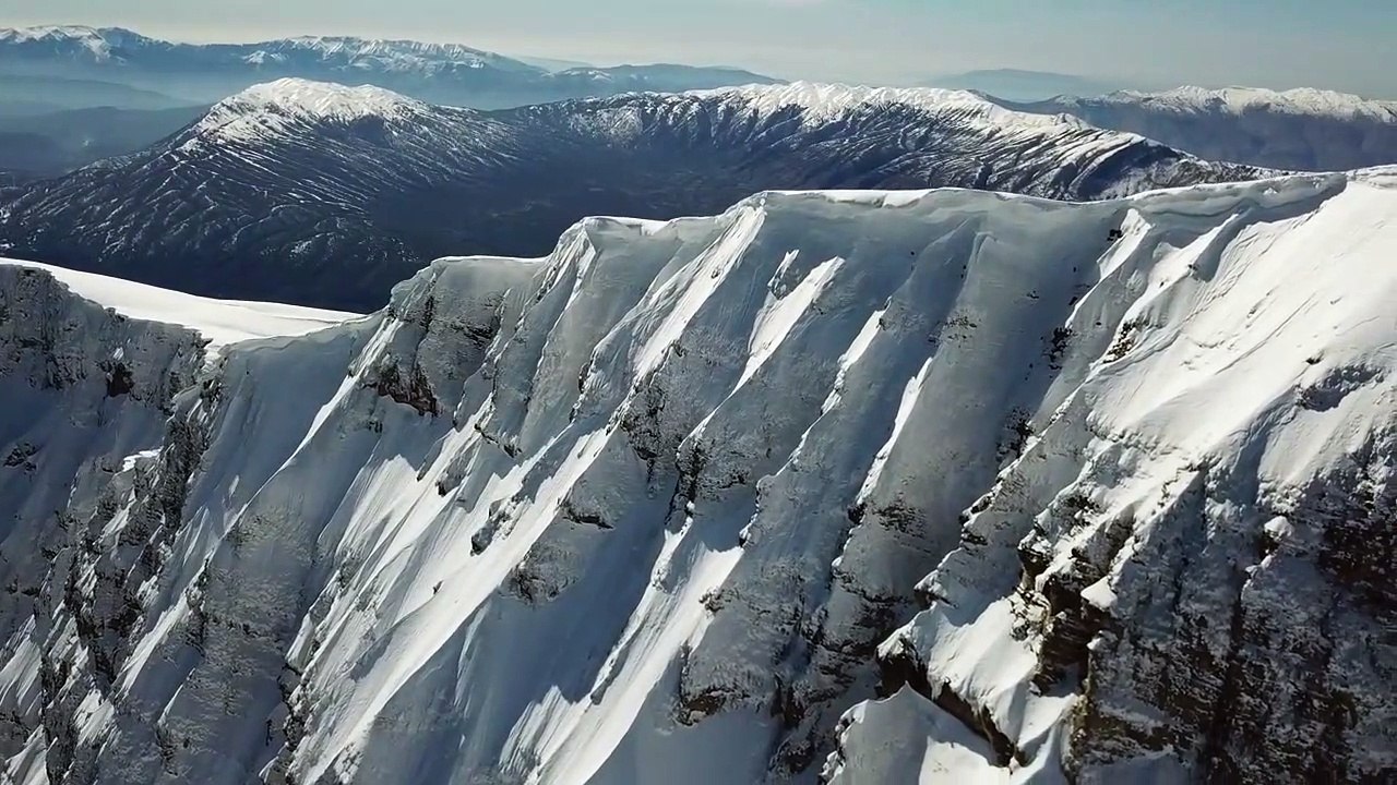 29 Maja e Drites ( Papingut 2482m ) Permet. Gjirokaster. Albania