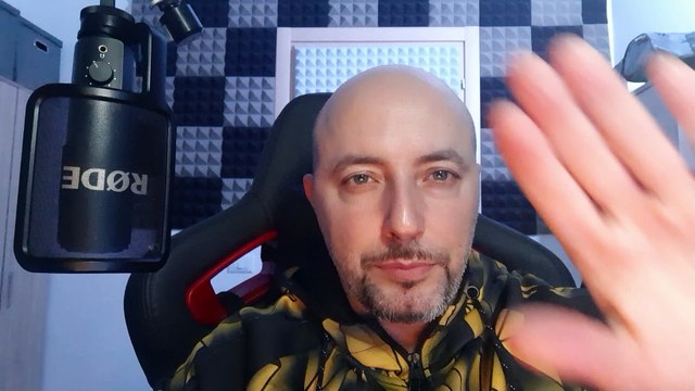 Elenoire Casalegno, siamo felici di ritrovarla sorridente più che mai, cosa è successo