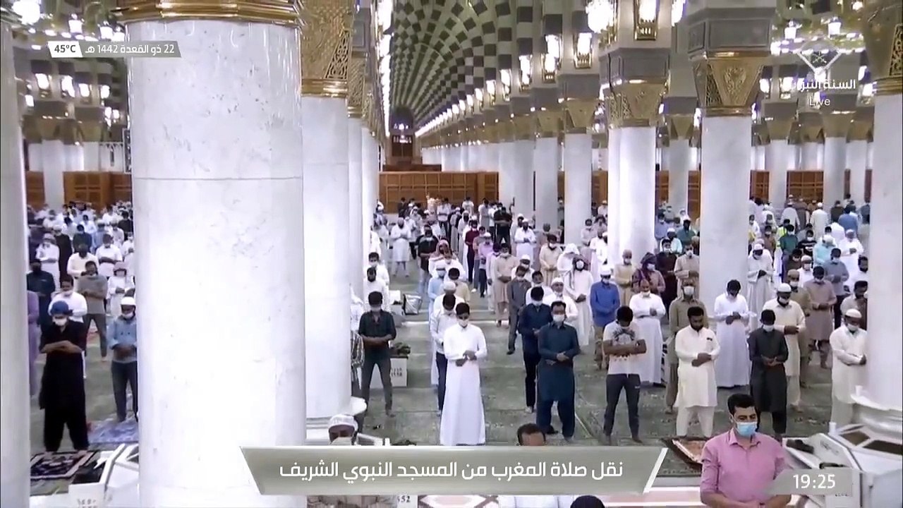 صلاة العشاء من الحرم النبوي الشريف يوم الجمعة  22  11  1442هـ