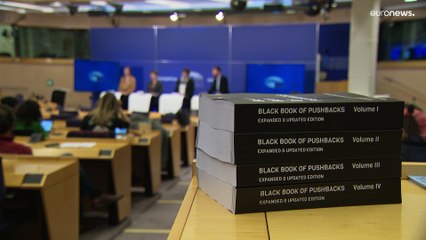 "Livro Negro do Reenvio Forçado" revela práticas ilegais nas fronteiras da UE