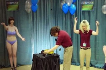 Portlandia Season 6 Episode 4 Weirdo Beach